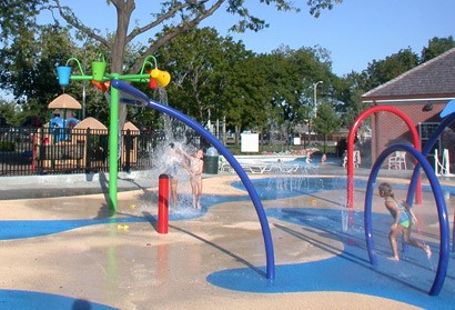 2002 Children's Splash Pad at Pier Park